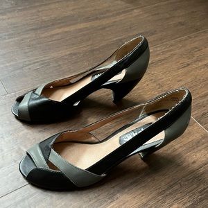 Black and grey leather heels - Sz 7